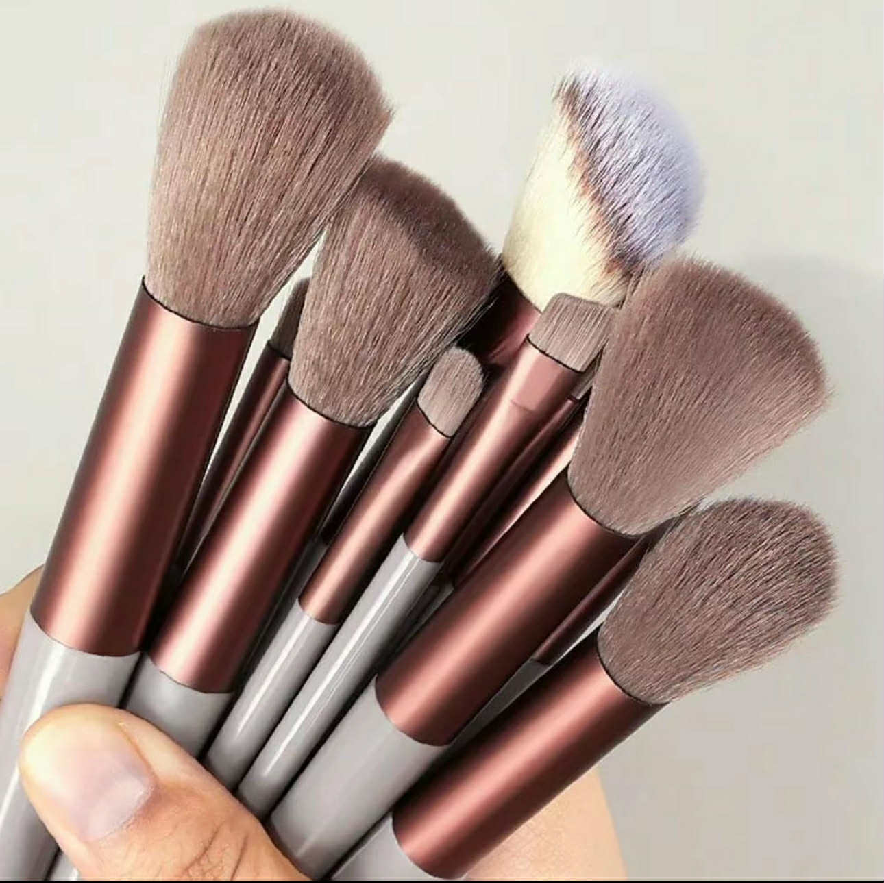 13pcs MakeUp/Cosmetic Brush Set | Beauty Cosmetic Brushes w/ Soft Fur