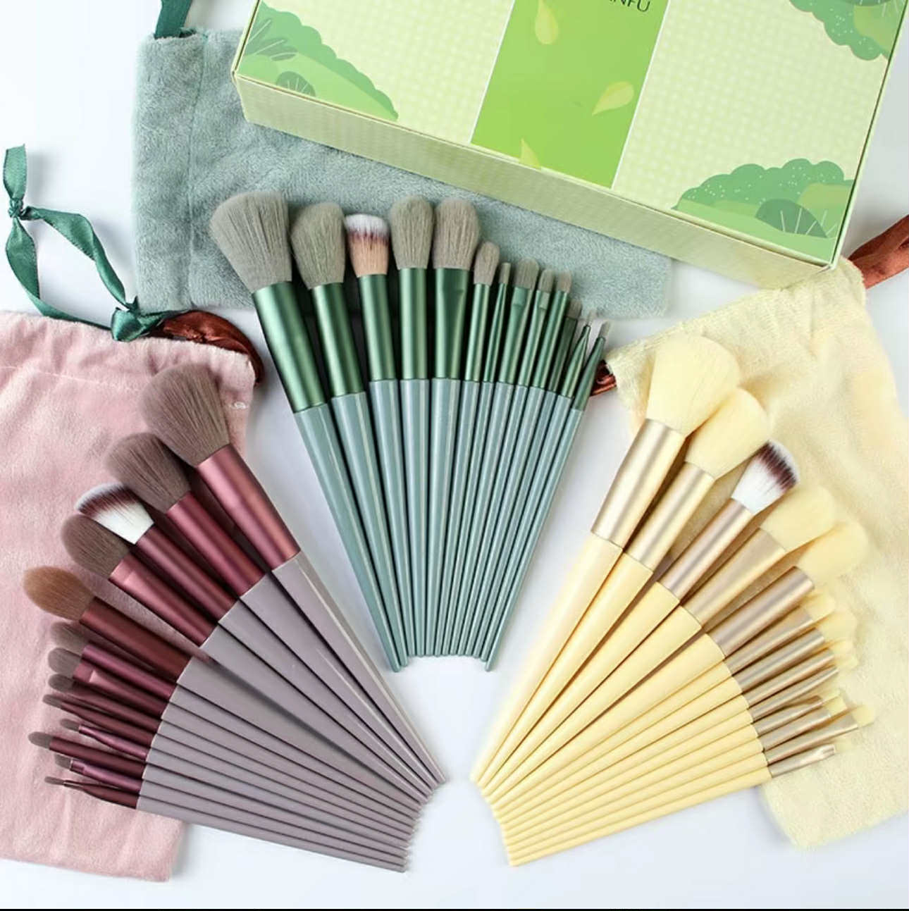 13pcs MakeUp/Cosmetic Brush Set | Beauty Cosmetic Brushes w/ Soft Fur